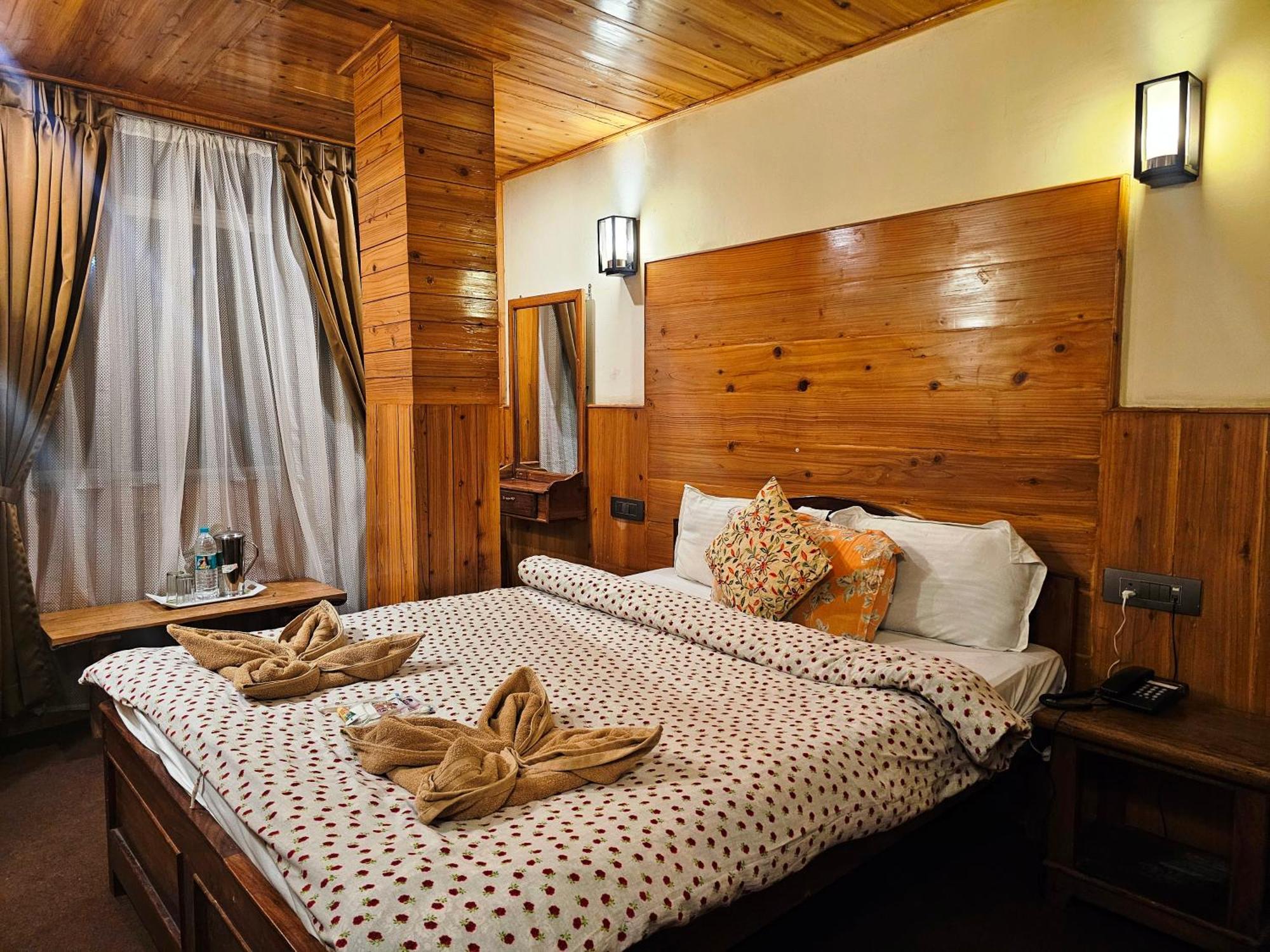 דרג'ילינג Hotel Golden Orchid מראה חיצוני תמונה