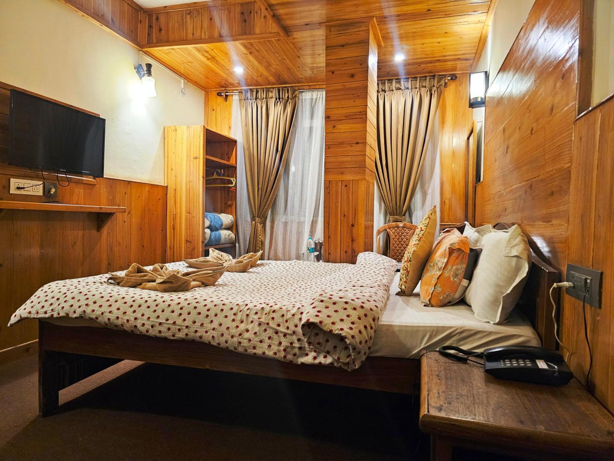דרג'ילינג Hotel Golden Orchid מראה חיצוני תמונה